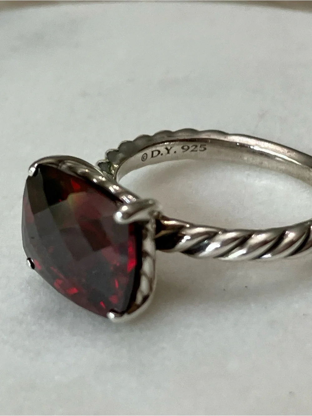 David Yurman Cable Ring with Garnet in sterling silver 925 size 7